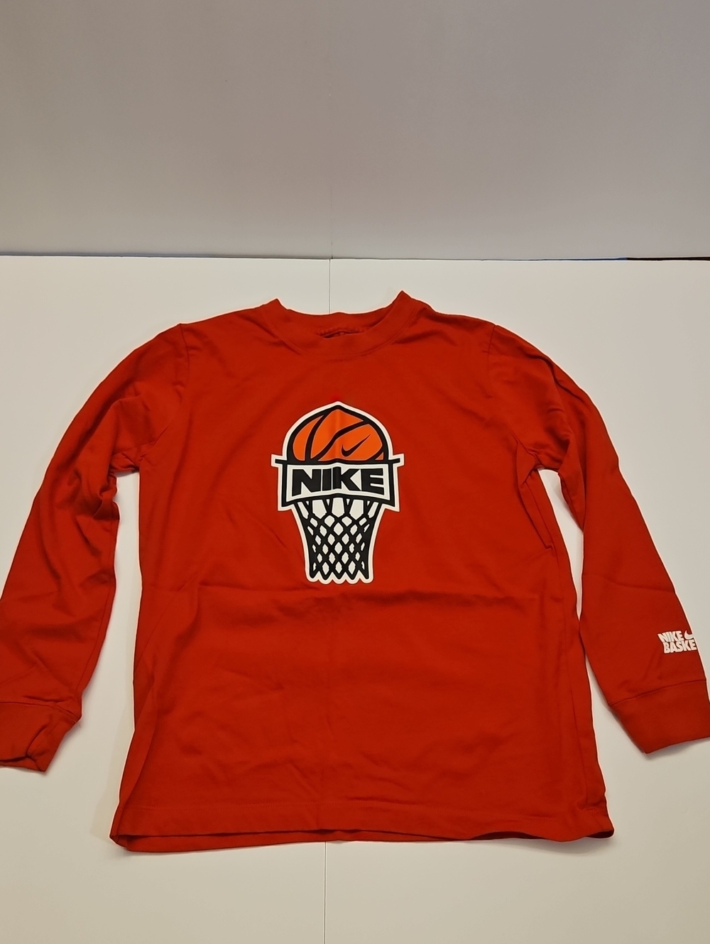 Nike Red Long-Sleeve Basketball Logo Tee for Kids Medium Like New